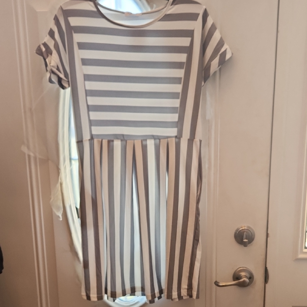 Elegant Striped Gray and White Casual Dress